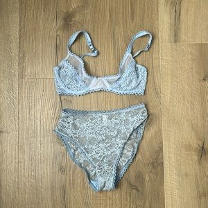 Lonely Lingerie Kiki Underwire Bra (1) + High Waist Brief Peony (1)